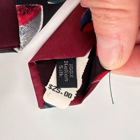 NWT Vintage Halston Italian Silk Necktie Pattern Block Geometric 4” width USA - Picture 7 of 7